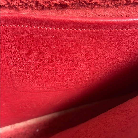 Vintage Coach Red Leather City Shoulder Bag - Picture 5 of 9